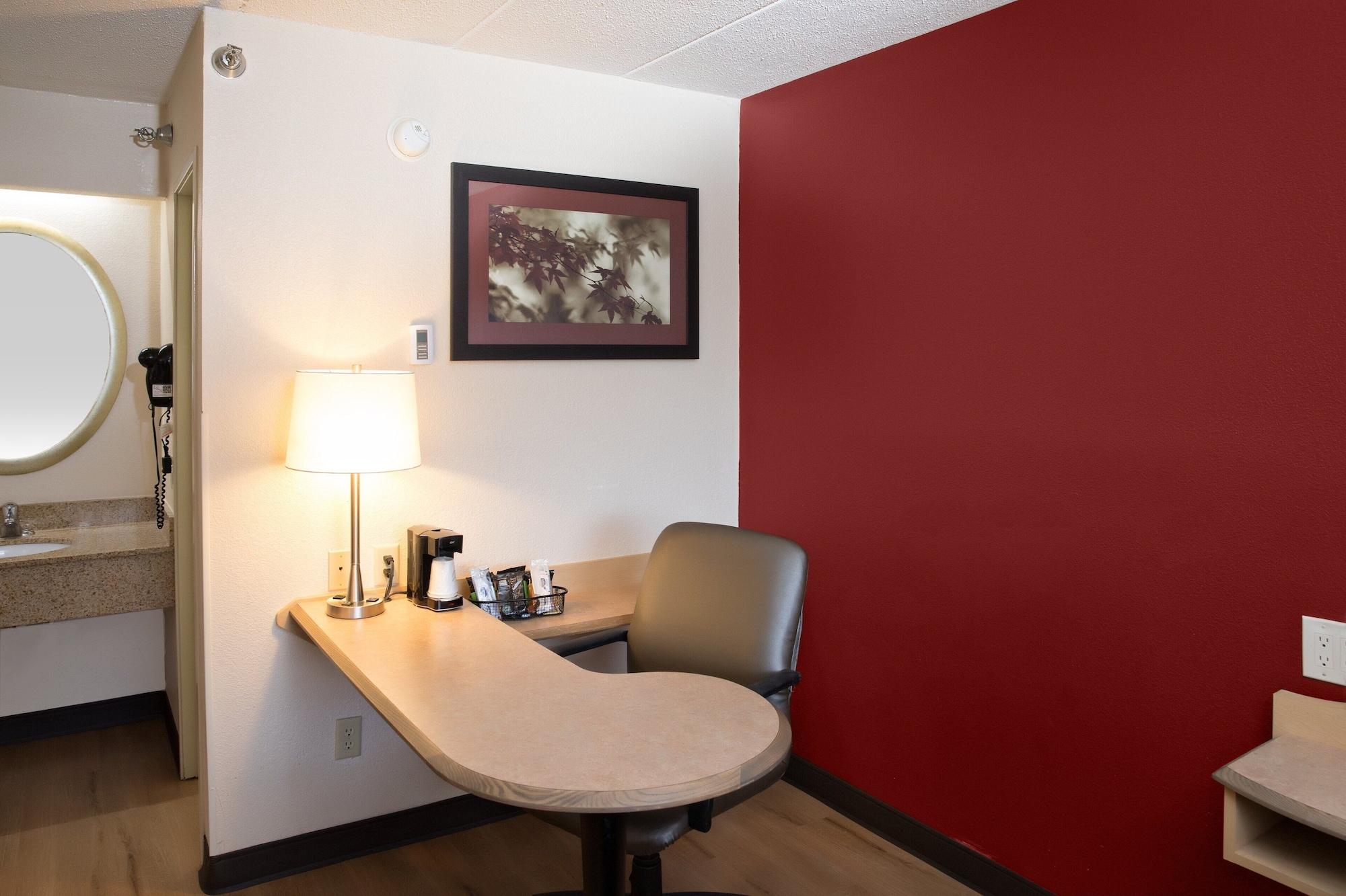 Red Roof Inn Cincinnati Northeast - Blue Ash Dış mekan fotoğraf