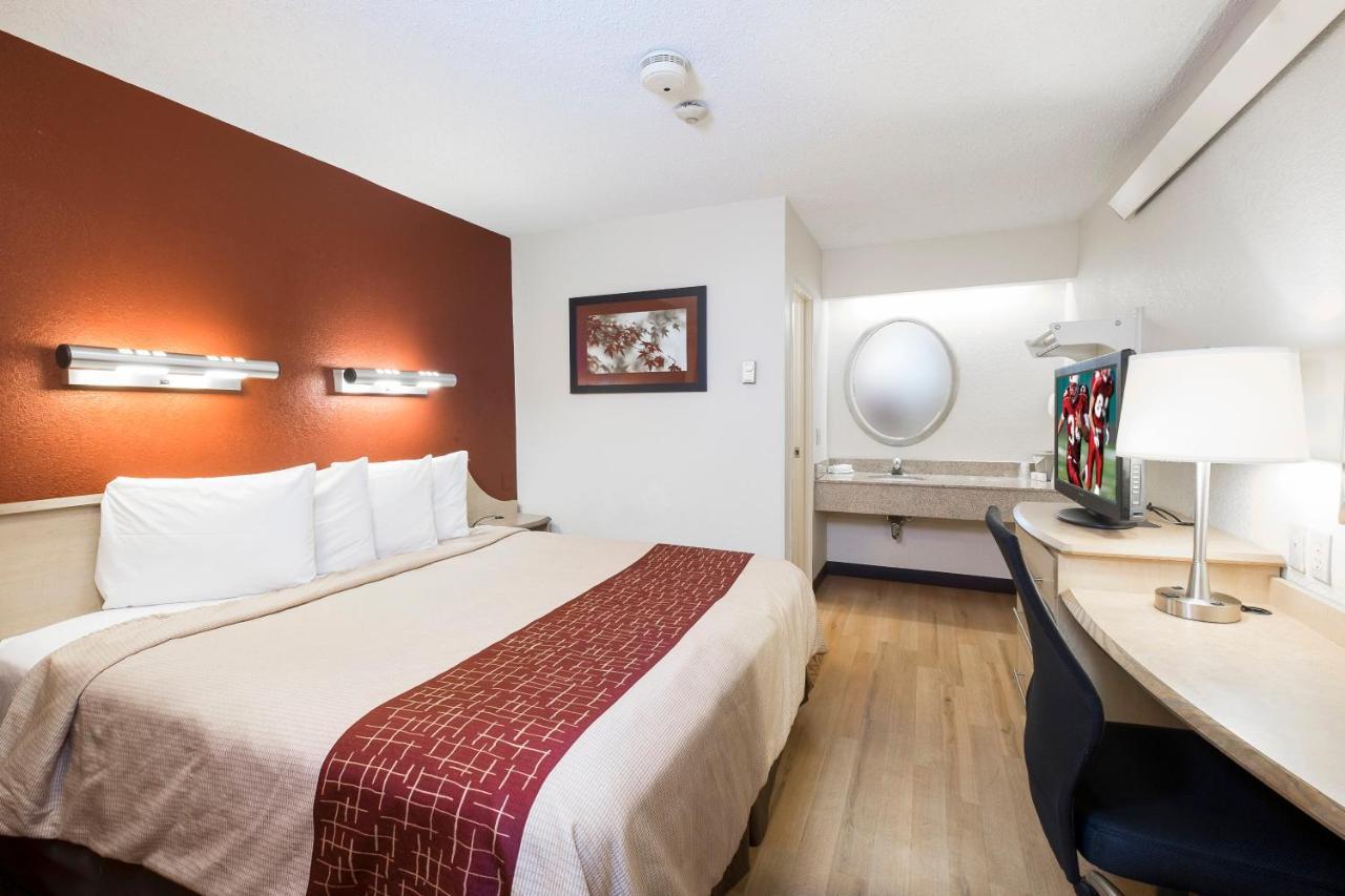 Red Roof Inn Cincinnati Northeast - Blue Ash Dış mekan fotoğraf
