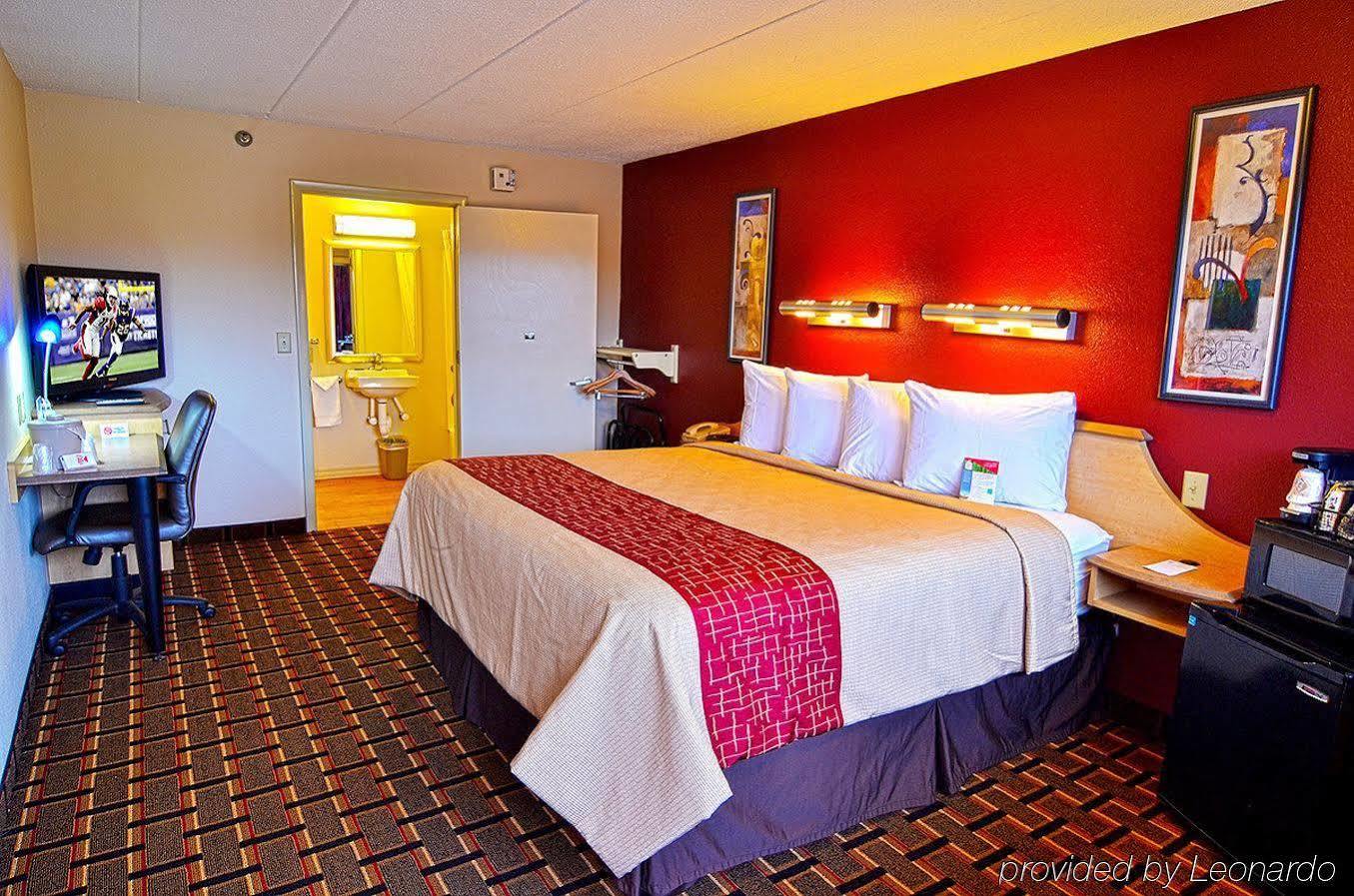 Red Roof Inn Cincinnati Northeast - Blue Ash Dış mekan fotoğraf