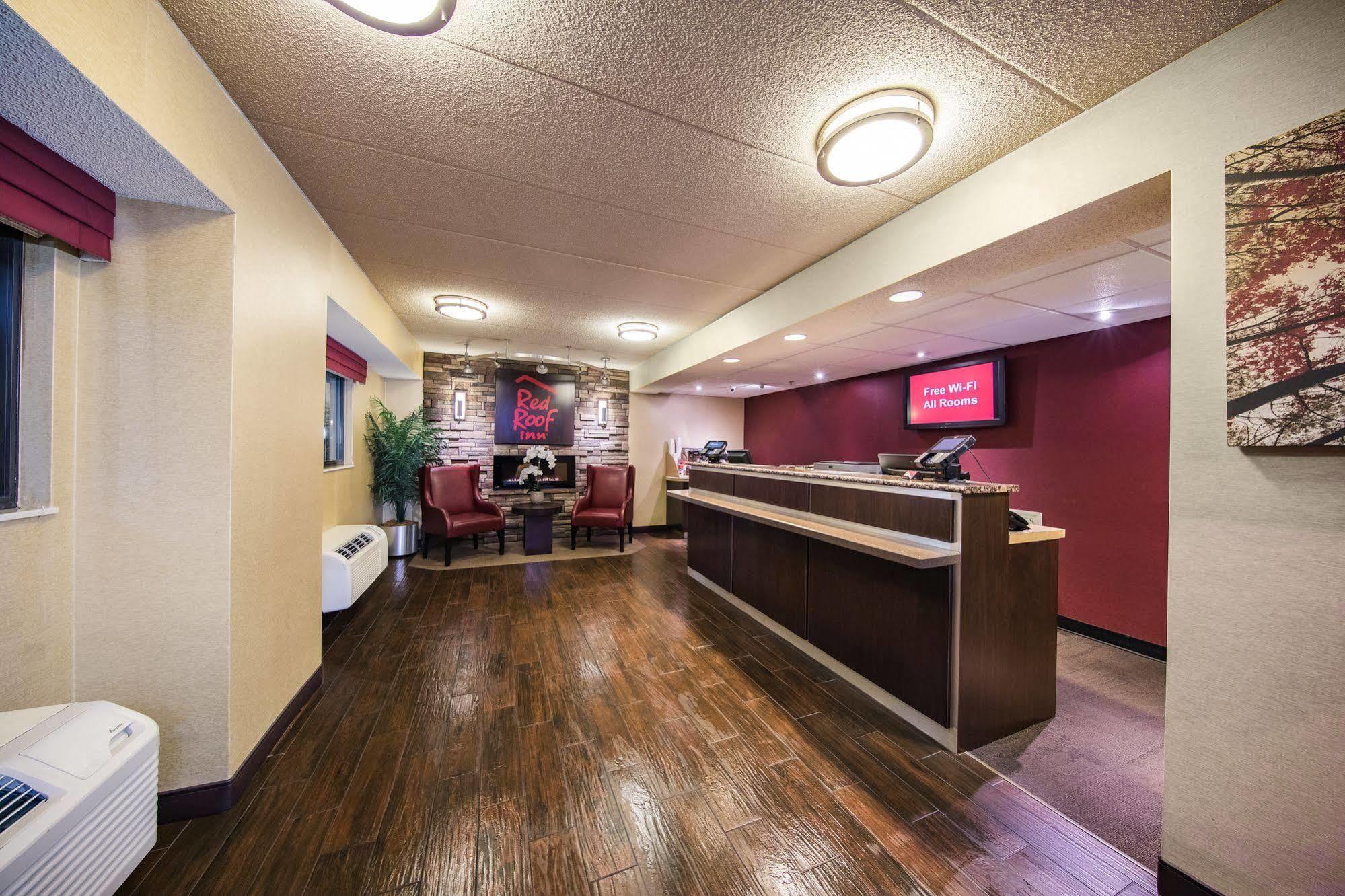 Red Roof Inn Cincinnati Northeast - Blue Ash Dış mekan fotoğraf