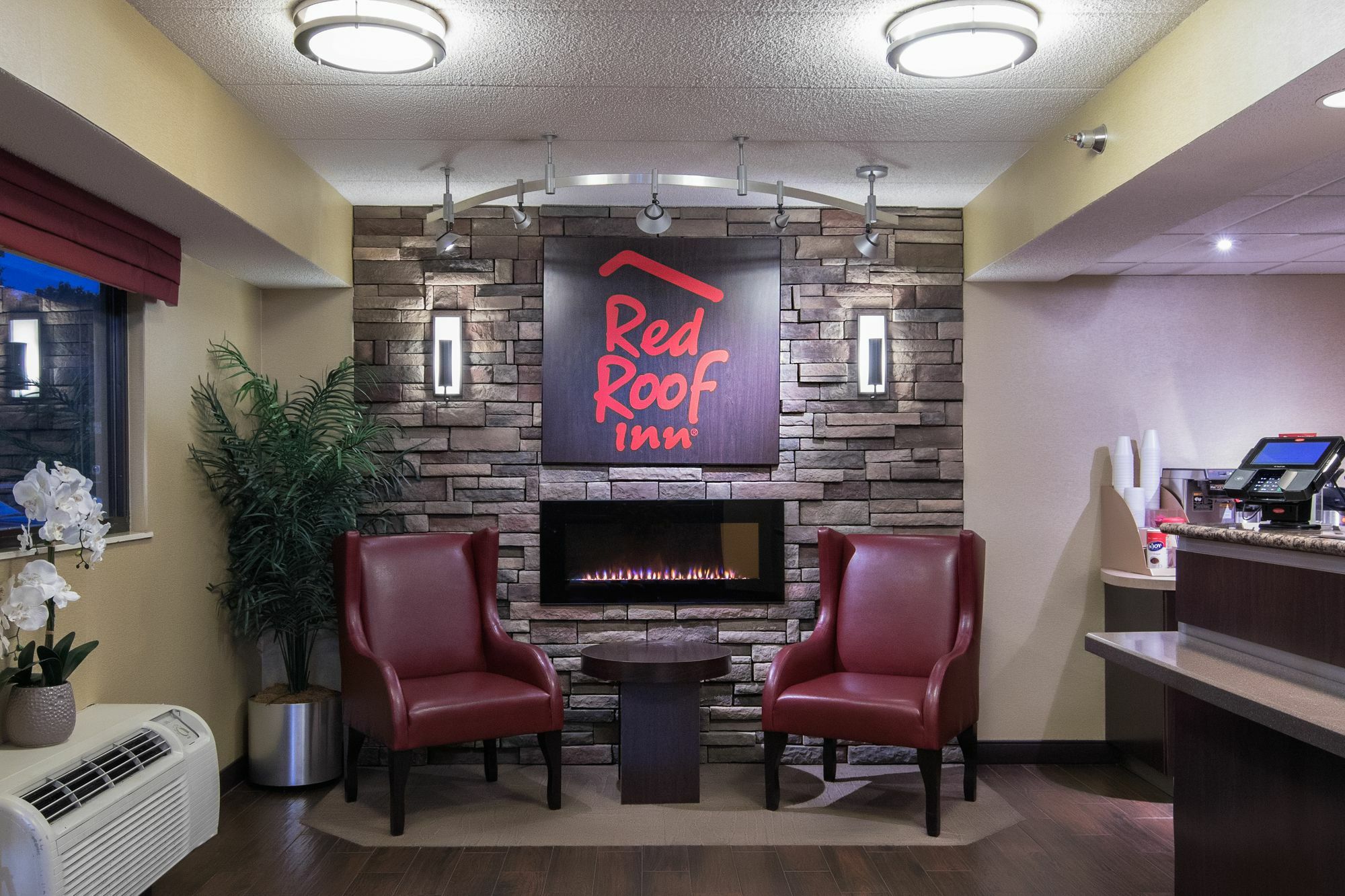Red Roof Inn Cincinnati Northeast - Blue Ash Dış mekan fotoğraf